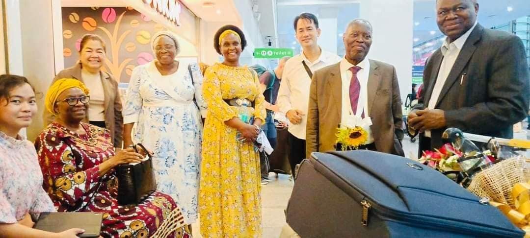 Pastor Kumuyi Comes To The Philippines – Thousands Born Again